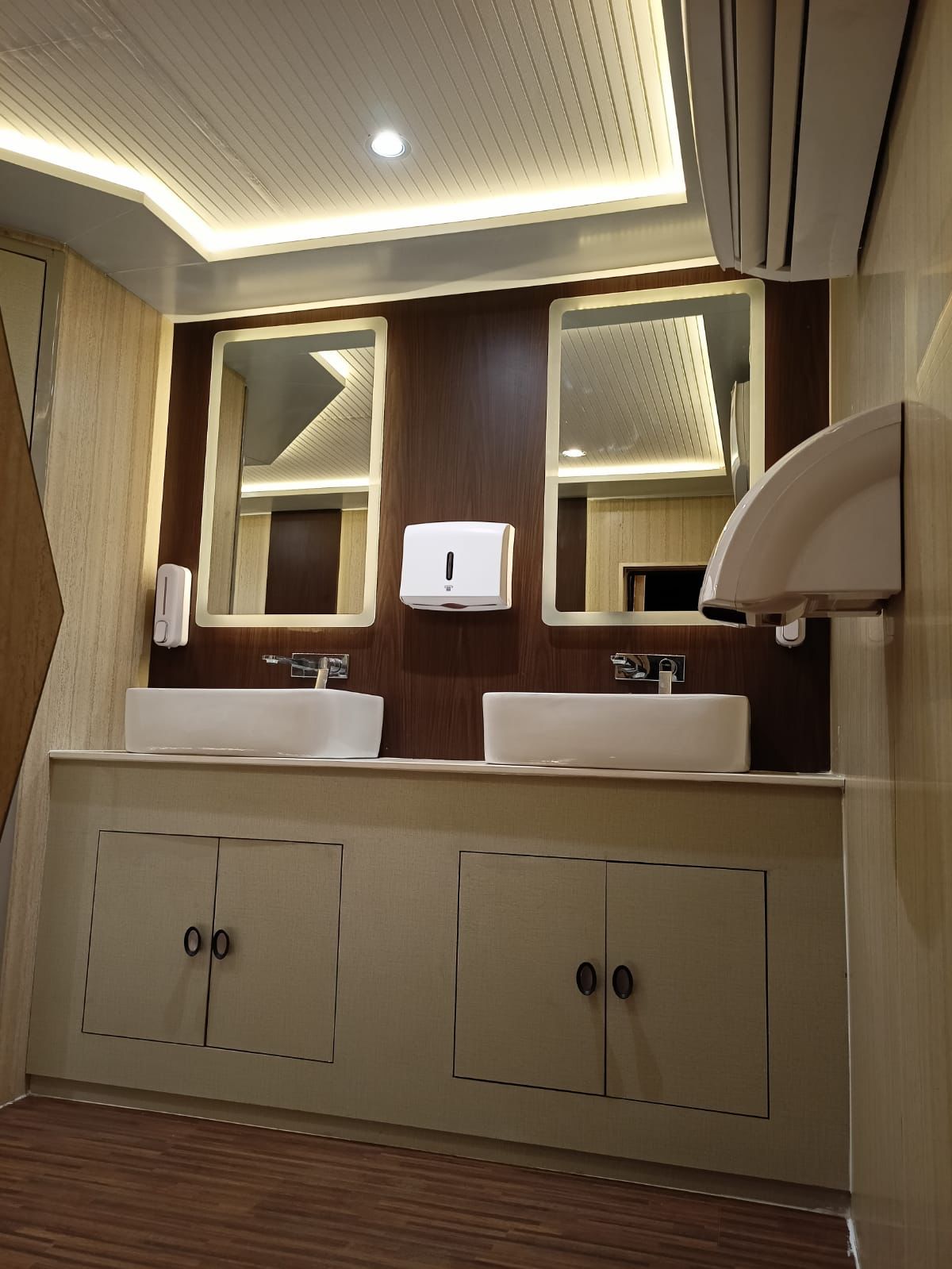 whatsapp image 2025 10 04 at 2.01.43 pm